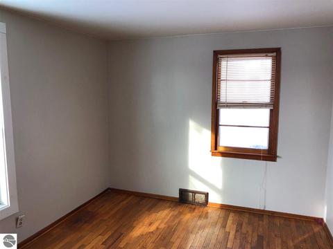 821 E Bennett Ave, Mount Pleasant, MI 48858 photo 28