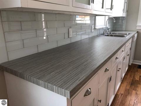 821 E Bennett Ave, Mount Pleasant, MI 48858 photo 6
