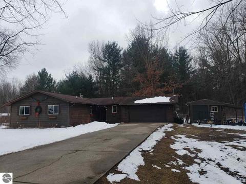 5850 E Baseline Rd, Mount Pleasant, MI 48858 photo 1