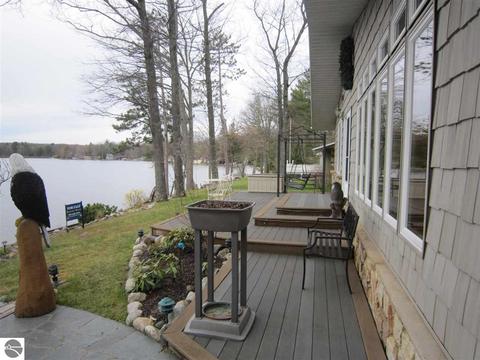 3700 Shoreline Dr, Lupton, MI 48635 photo 11