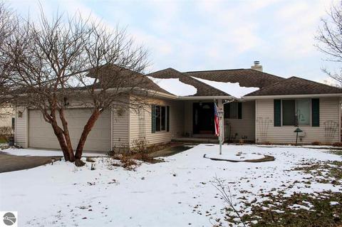3902 E River Rd, Mount Pleasant, MI 48858 photo 1