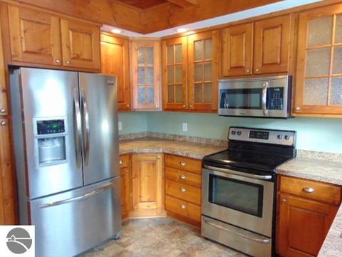 516 N Pine River St, Ithaca, MI 48847 photo 16