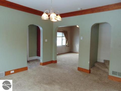 516 N Pine River St, Ithaca, MI 48847 photo 9
