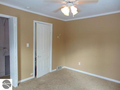 516 N Pine River St, Ithaca, MI 48847 photo 33