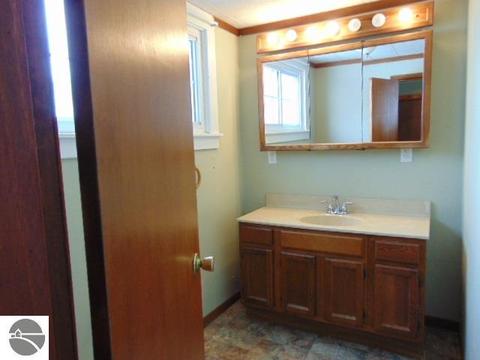 516 N Pine River St, Ithaca, MI 48847 photo 19