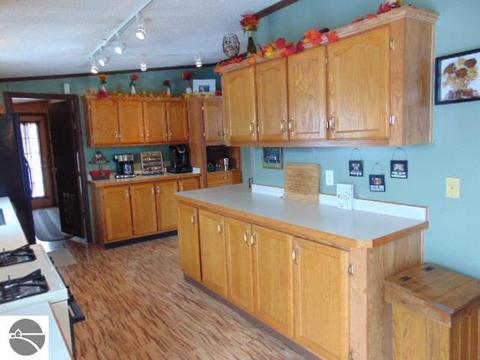 600 Norton Gibbs Dr, Ithaca, MI 48847 photo 11