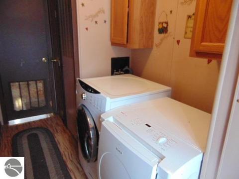 600 Norton Gibbs Dr, Ithaca, MI 48847 photo 6
