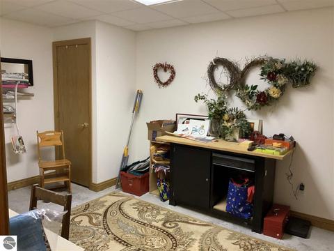 7480 E River Rd, Mount Pleasant, MI 48858 photo 39