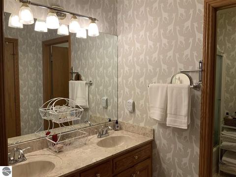 7480 E River Rd, Mount Pleasant, MI 48858 photo 30