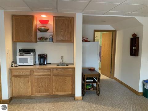 7480 E River Rd, Mount Pleasant, MI 48858 photo 37