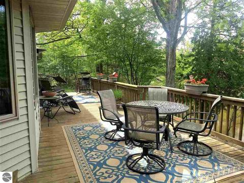 7480 E River Rd, Mount Pleasant, MI 48858 photo 3