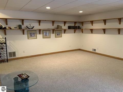 7480 E River Rd, Mount Pleasant, MI 48858 photo 36