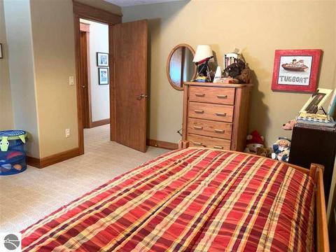 7096 S Cedarview Ln, Cedar, MI 49621 photo 23