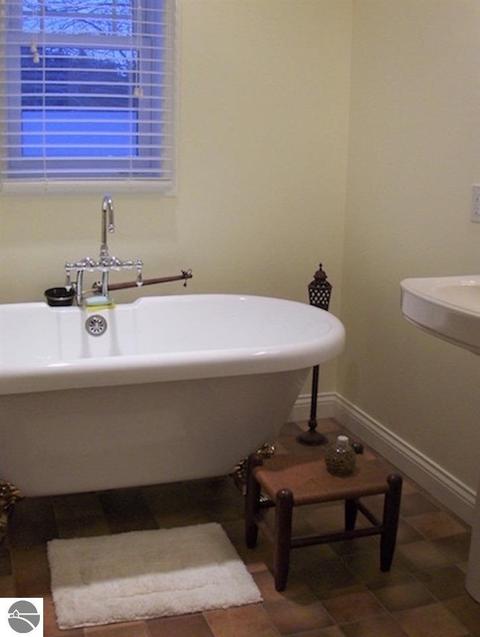 16280 Aletha, Interlochen, MI 49643 photo 8