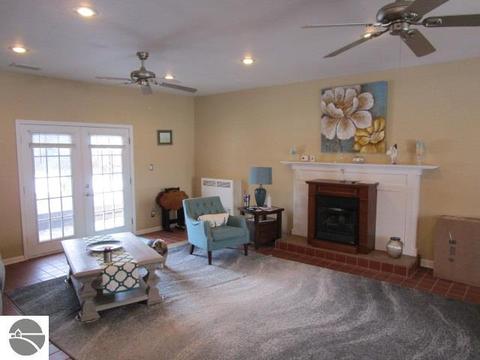 4165 Lake, Gladwin, MI 48624 photo 4