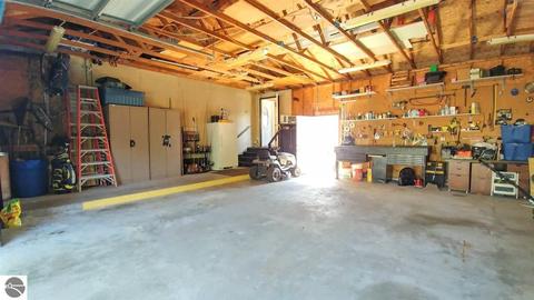 340 Gitchegumee Dr, Buckley, MI 49620 photo 31