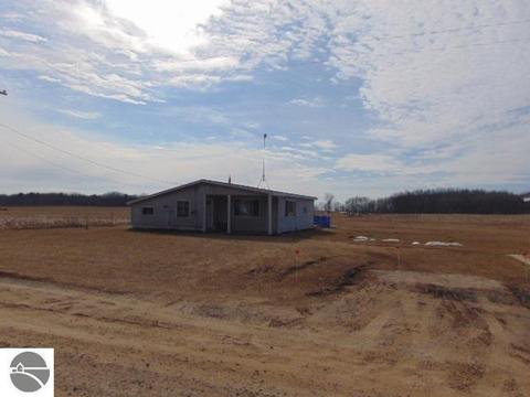 9675 W Tyler Rd, Sumner, MI 48889 photo 1