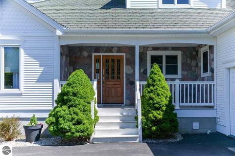 8193 S Pine Tree Ln, Cedar, MI 49621 photo 40