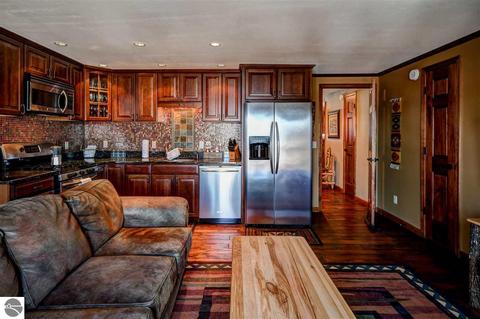 8193 S Pine Tree Ln, Cedar, MI 49621 photo 36