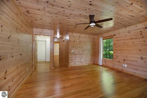 5375 Wright Rd, Bellaire, MI 49615 photo 27