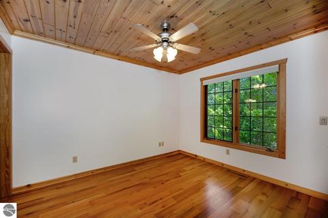 5375 Wright Rd, Bellaire, MI 49615 photo 29