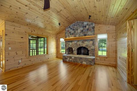 5375 Wright Rd, Bellaire, MI 49615 photo 13