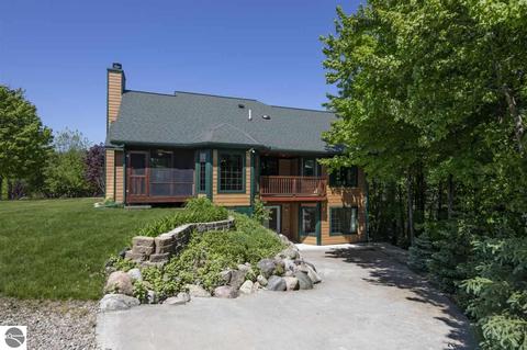 5375 Wright Rd, Bellaire, MI 49615 photo 5