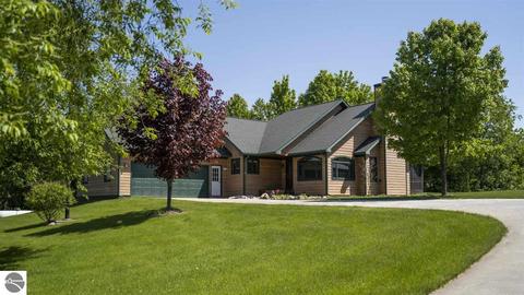 5375 Wright Rd, Bellaire, MI 49615 photo 2