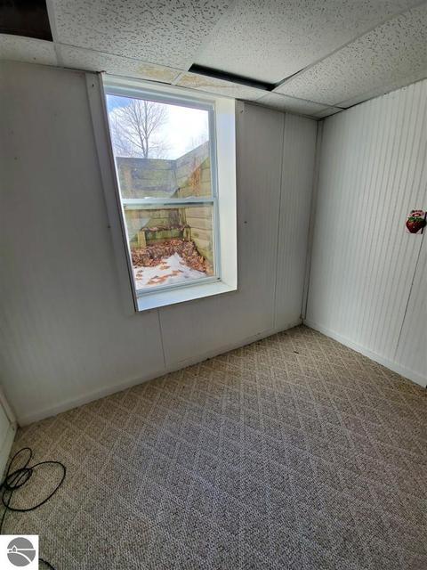 7655 Hampton Cir, Grawn, MI 49637 photo 13