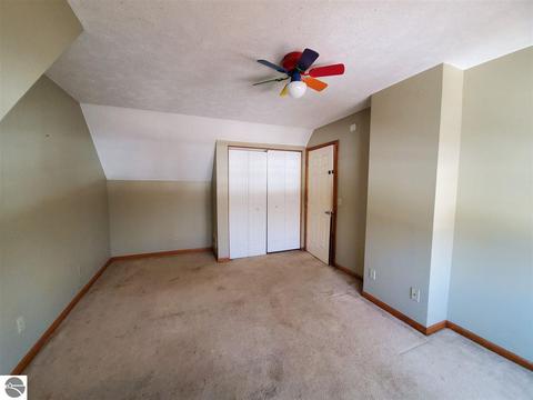7655 Hampton Cir, Grawn, MI 49637 photo 10