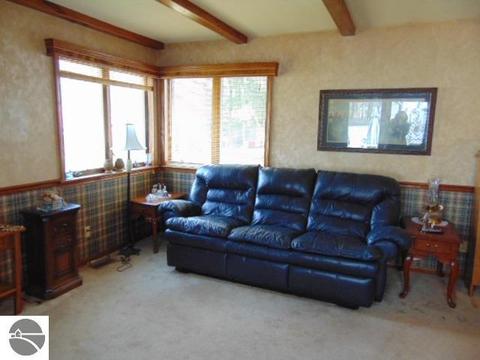 615 Emerson St, Ithaca, MI 48847 photo 19