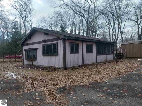 4230 Anne St, Au Gres, MI 48703 photo 2