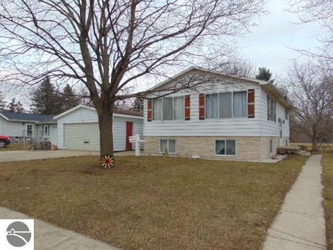 335 S Ithaca St, Ithaca, MI 48847 photo 1