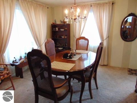 335 S Ithaca St, Ithaca, MI 48847 photo 11