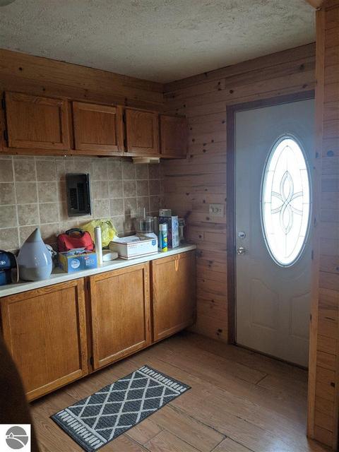 235 S Court St, Au Gres, MI 48703 photo 7