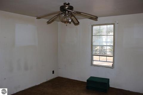1096 N Hockaday Rd, Gladwin, MI 48624 photo 4