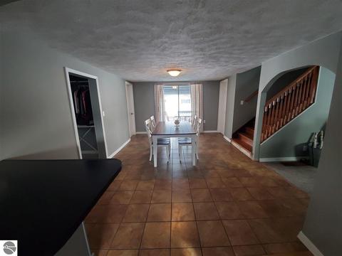 501 N Elm St, Ithaca, MI 48847 photo 16