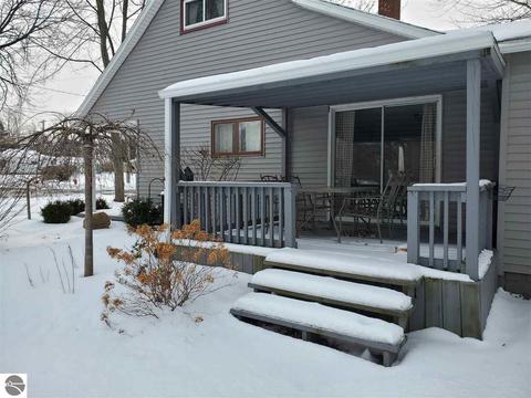 501 N Elm St, Ithaca, MI 48847 photo 6