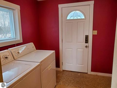 102 Elm St, Harrison, MI 48625 photo 18