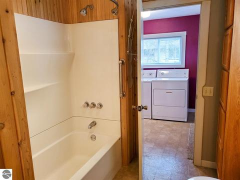 102 Elm St, Harrison, MI 48625 photo 19