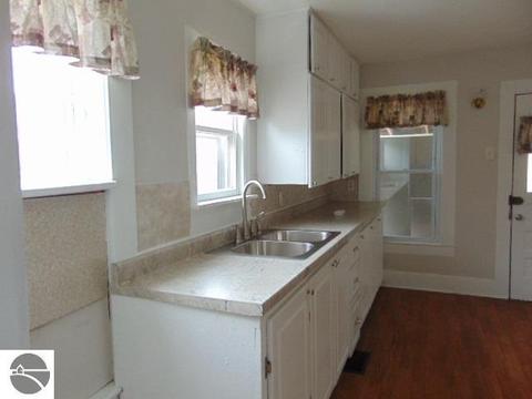 218 W Arcada St, Ithaca, MI 48847 photo 10