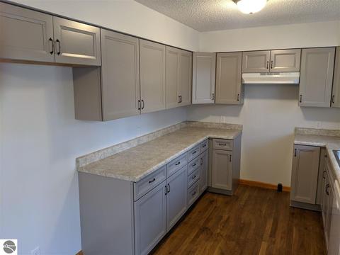 4506 Case Blvd, Interlochen, MI 49643 photo 10