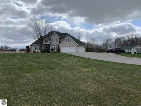 800 N Jerome Rd, Ithaca, MI 48847 photo 3