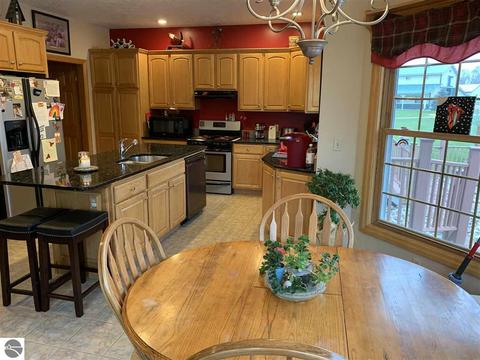 800 N Jerome Rd, Ithaca, MI 48847 photo 13