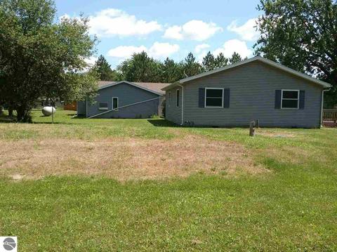 8945 E Remus Rd, Mount Pleasant, MI 48858 photo 30