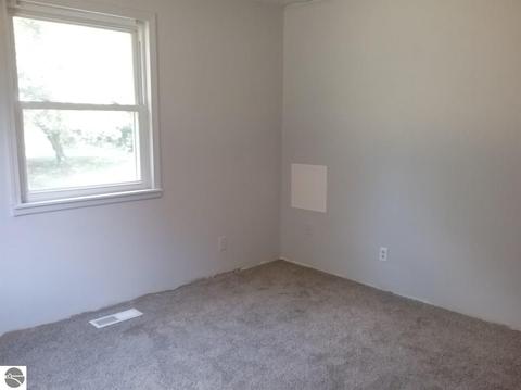 8945 E Remus Rd, Mount Pleasant, MI 48858 photo 18