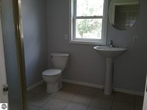 8945 E Remus Rd, Mount Pleasant, MI 48858 photo 12