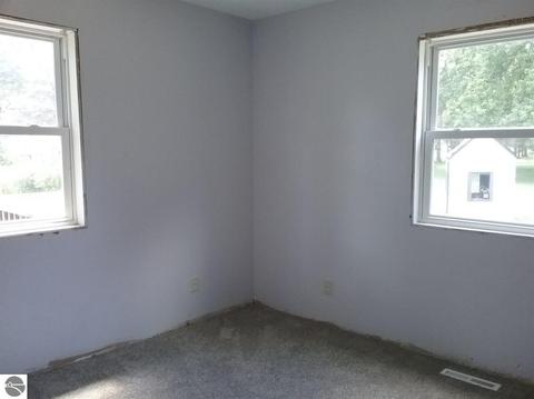 8945 E Remus Rd, Mount Pleasant, MI 48858 photo 15