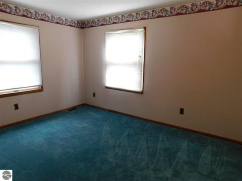 2872 E Lake Dr, Lupton, MI 48635 photo 9