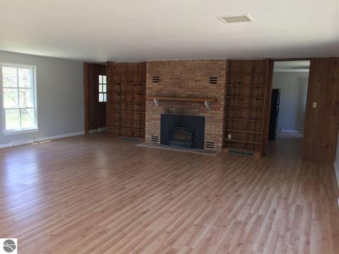 4548 S Ski View Cir, Cedar, MI 49621 photo 5